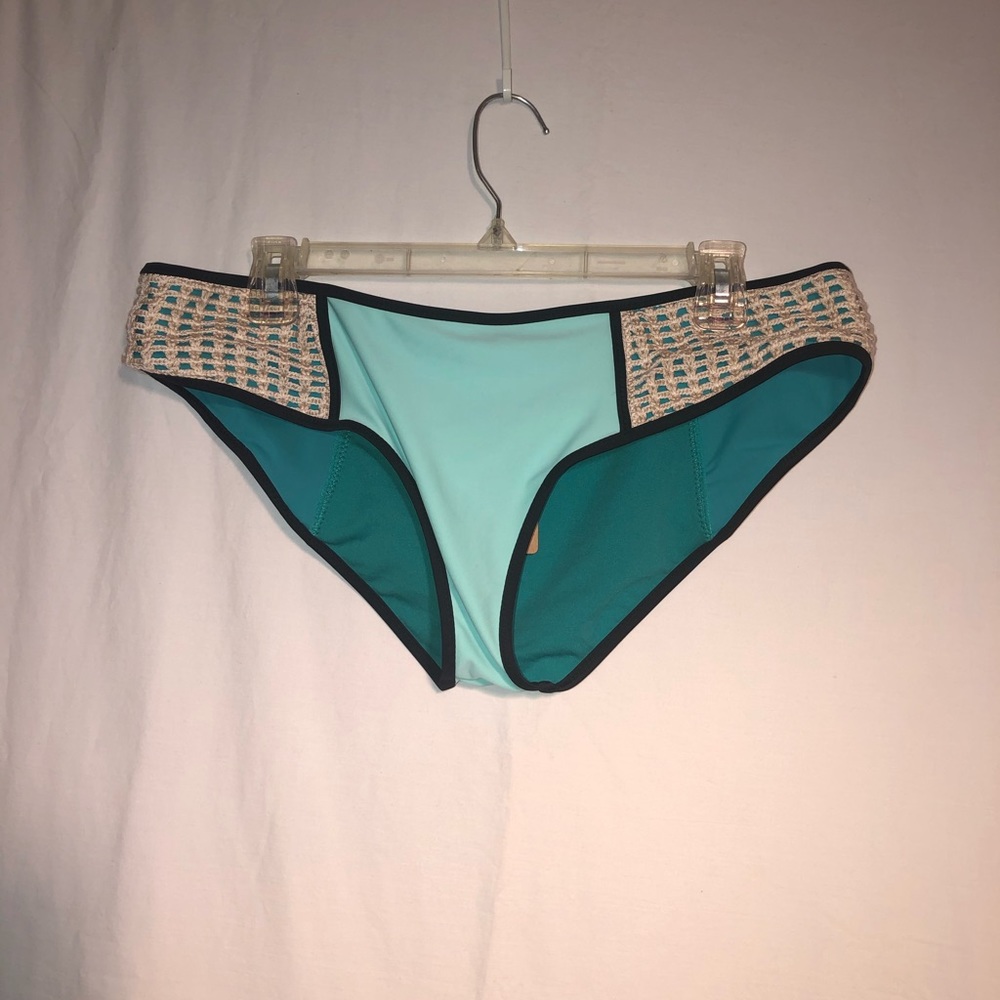 Cape Juby Swim bottoms size L NWT